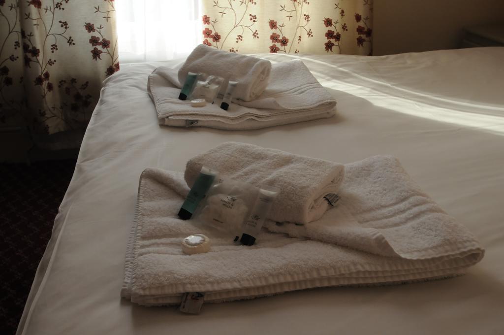 Royal Oak Hotel Hawkhurst Luaran gambar